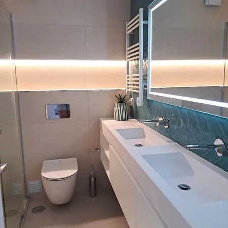 Beachfront 3bdr On Marginal Boulevard Apartment Sao Martinho do Porto